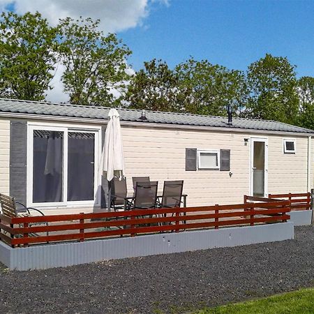 3 Bedroom Stunning Stacaravan In Tzummarum Екстериор снимка
